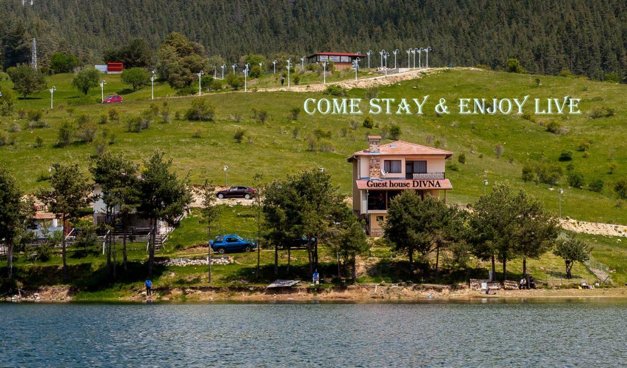 Divna Guest House Dospat Exterior photo